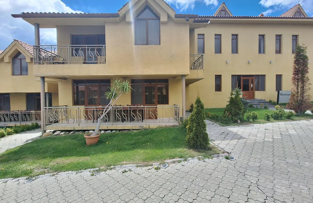 Best Western Bohemian Resort-1